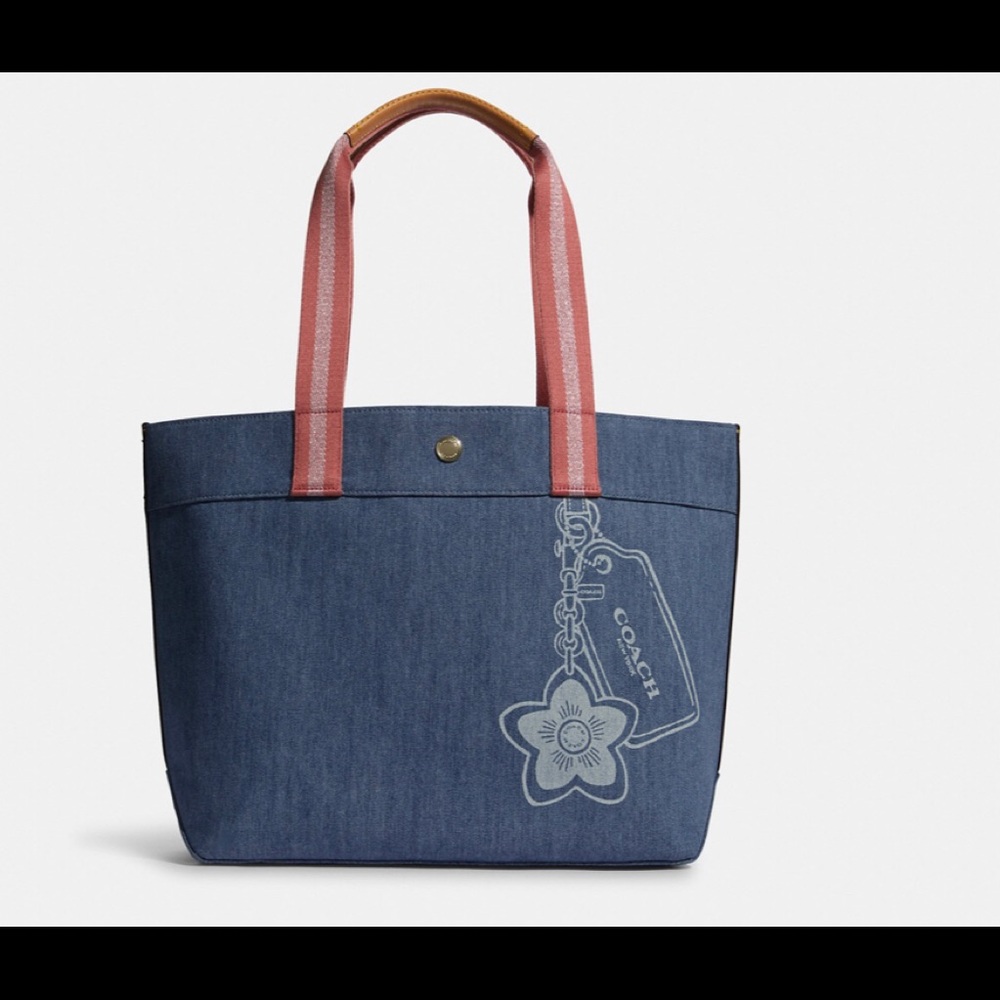 🦋NWT Coach Denim Tote. Style No. C8292. Brand New with Tag.